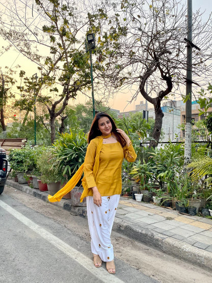 Ishita Sunflower Farsi Salwar Set With Dupatta