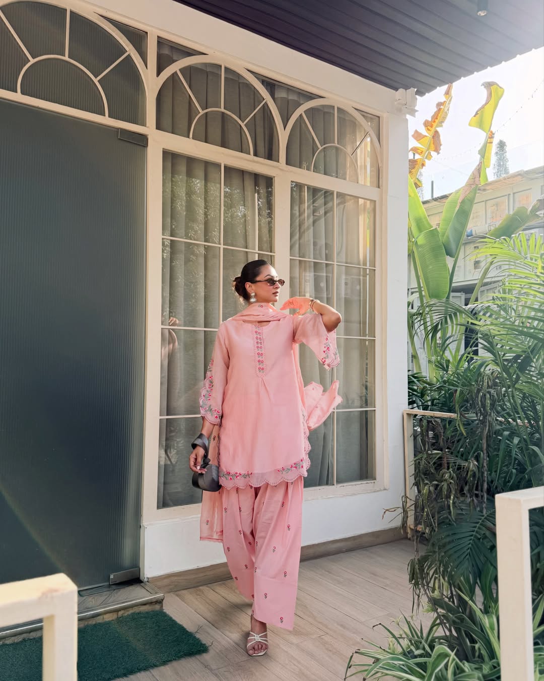 Amaira Chanderi Farshi Suit
